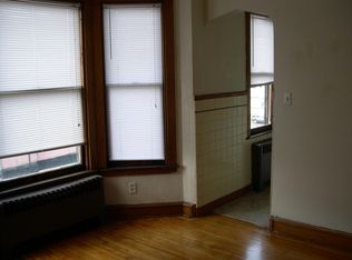 551 Spring St APT 202, Reading, PA 19601