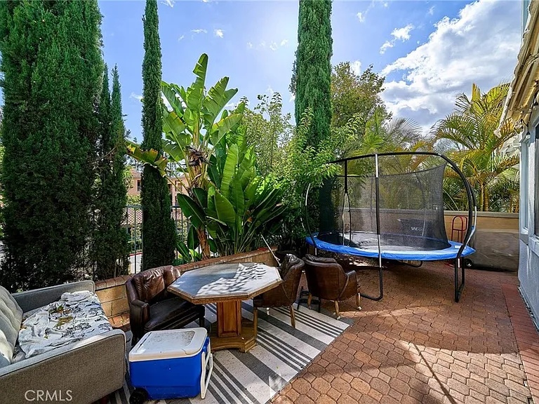 243 Seacountry Ln — Photo 11