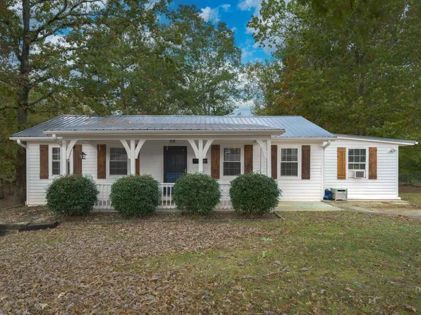 955 Robinson St, Springville, AL 35146