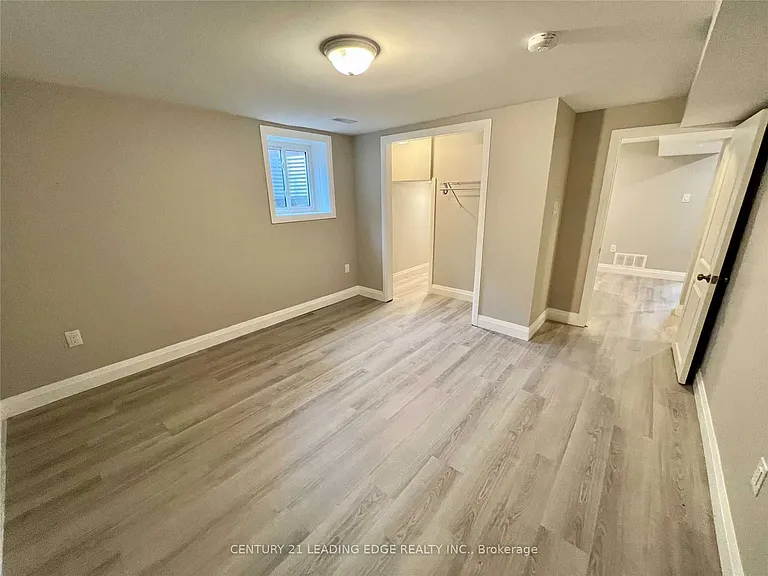 214 Gibbons St #BASEMENT — Photo 13