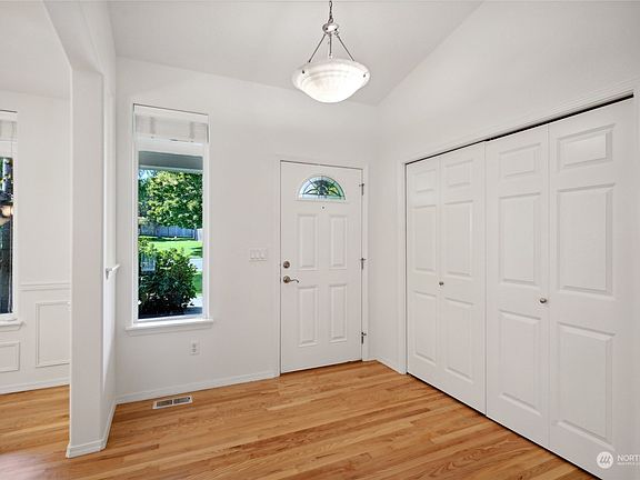 4th image of 10909 63rd Avenue NW