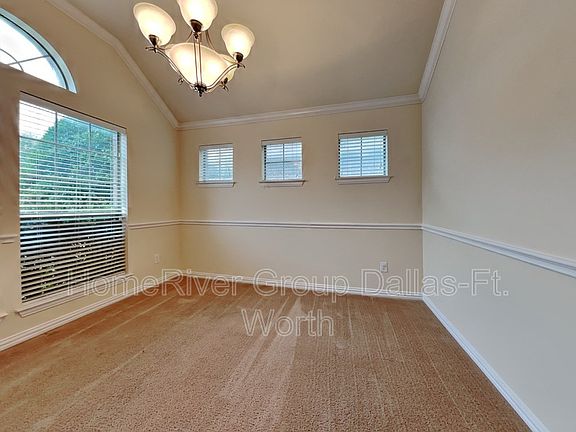 4th image of 9324 Fenway Dr