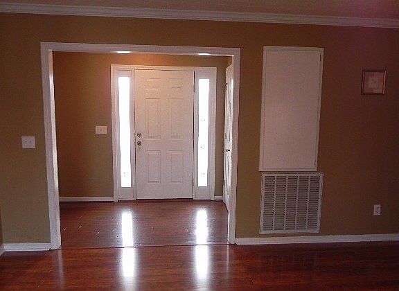 4th image of 86 Lee Road 2033