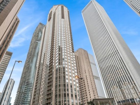 222 N Columbus Dr APT 1102, Chicago, IL 60601