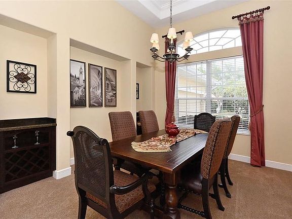 3rd image of 4913 Sabal Lake Cir