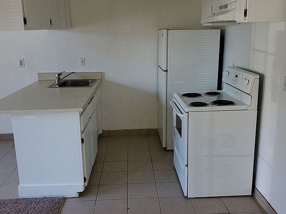 3rd image of 29 Alabama St APT B