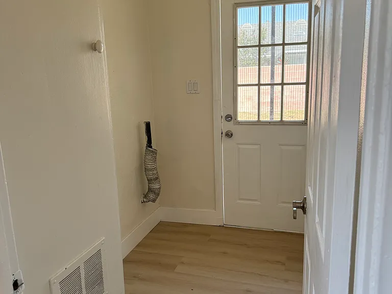 3418 Mountain Ave — Photo 12