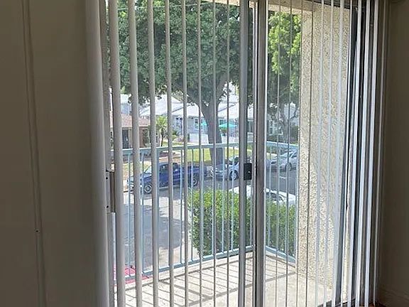 4th image of 12703 La Cuarta St APT 2
