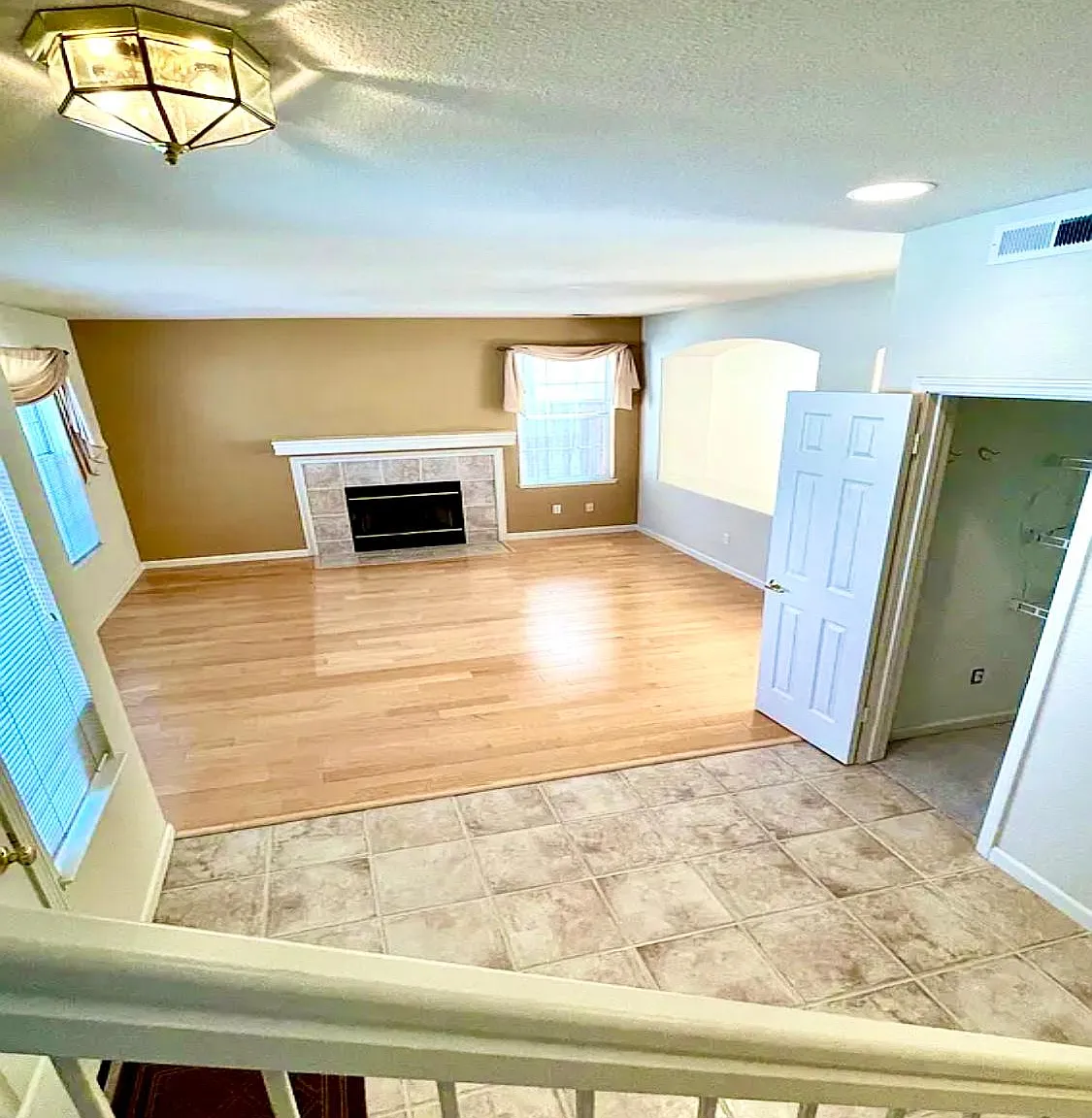 724 Villa Centre Way — Photo 3