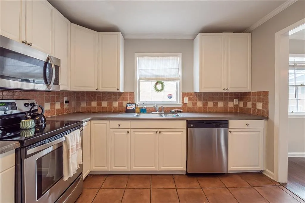 3 bed, 2.5 bath, 1534 sqft, $2,800 — Photo 1