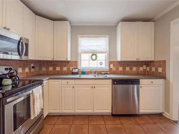 6520 Roswell Rd Unit 49, Sandy Springs, GA 30328
