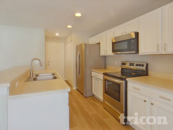 4th image of 1443 Sherbourne St