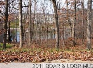 1674 Via Appia Dr, Sunrise Beach, MO 65079