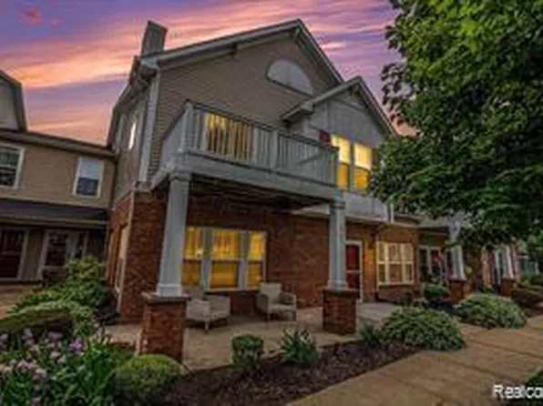 1767 Welland St, Howell, MI 48855