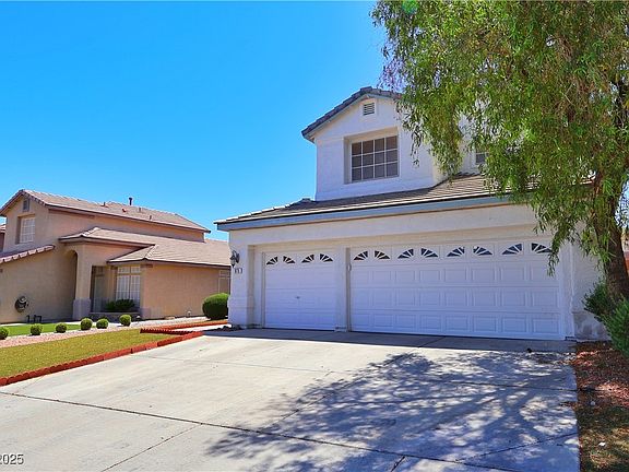 3rd image of 975 Leadville Meadows Dr