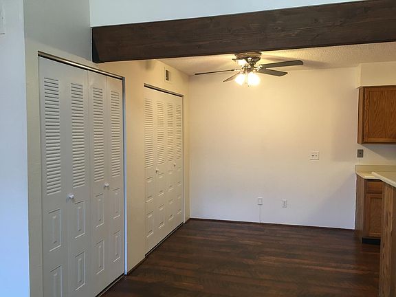 5th image of 431 Wright St APT 305