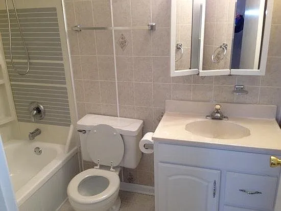 1104 Mercury Dr #2C — Photo 9