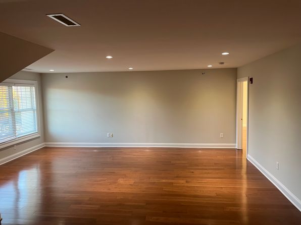 94 Danbury Rd APT 9