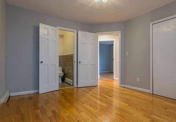 5th image of 239 Tompkins Ave #3