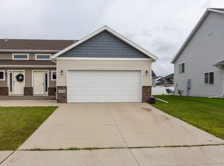 944 29th Ave W, West Fargo, ND 58078