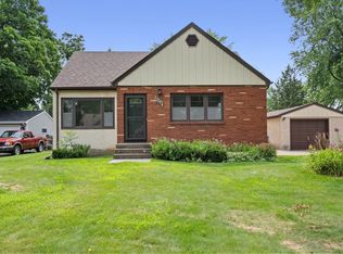 2174 Gardenette Dr S, White Bear Lake, MN 55110