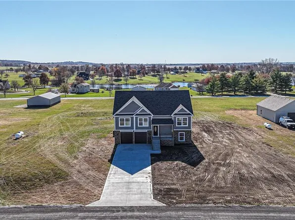 6788 Lakeside Circle St, Odessa, MO 64076