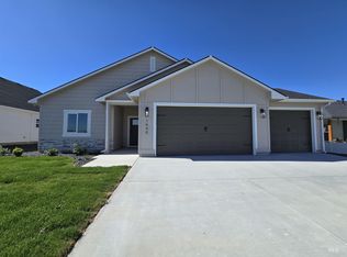 1640 Skookum Dr, Ontario, OR 97914