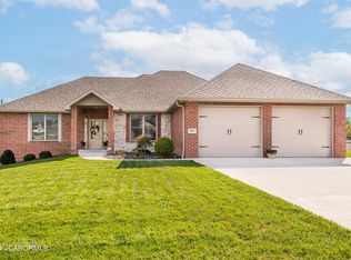 5511 New Frontier Dr, Jefferson City, MO 65109