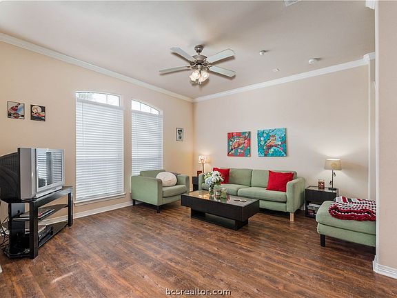 2nd image of 305 Holleman Dr E APT 401