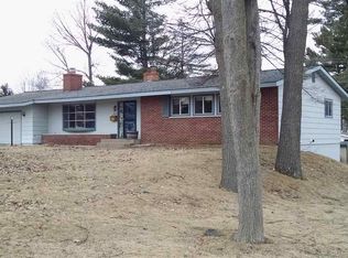 1640 S Park St, Iron Mountain, MI 49801