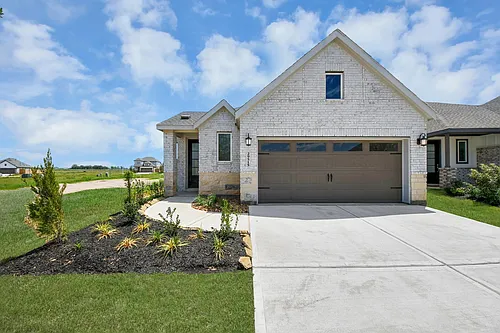 29515 Pondview Dr Photo 1