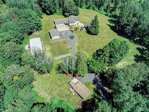 3rd image of 5929 151st Ave SE