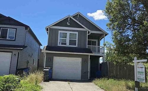 2nd image of 7411 NE 59th St