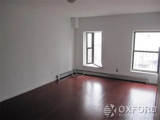Rented by Oxford Property Group | media 4