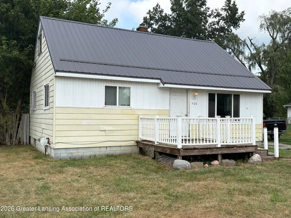 506 W Vermontville Hwy, Potterville, MI 48876