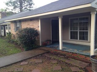 525 Oakland Dr, Natchitoches, LA 71457