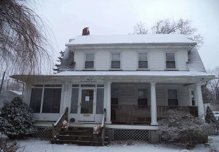 114 S East Ave photo 1