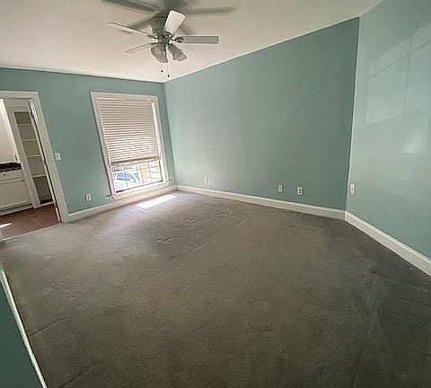 4th image of 1870 Montclair Dr Unit D