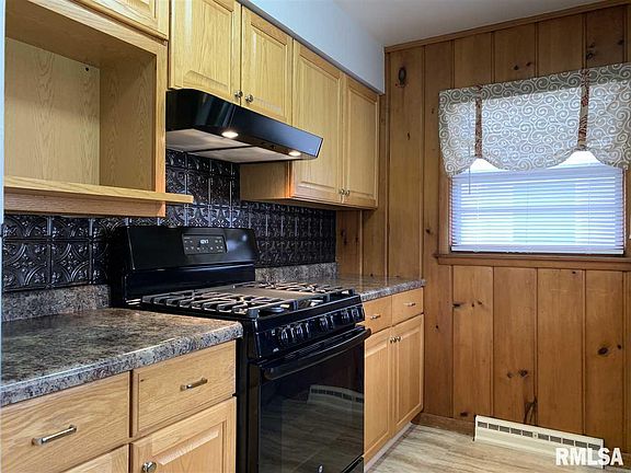 5th image of 521 E Mill St