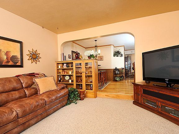 5th image of 722 Bucks Ln