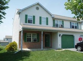 409 Grandview Dr, Fleetwood, PA 19522
