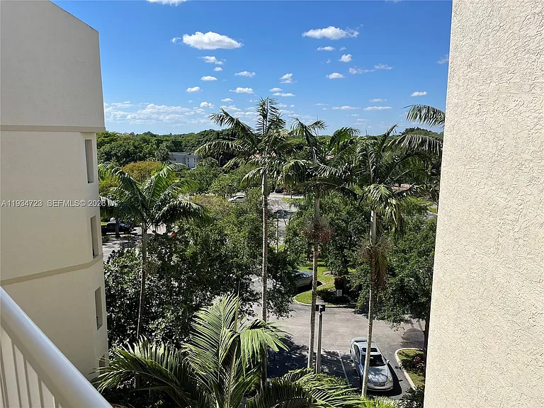 3500 Oaks Clubhouse Dr #308 — Photo 49