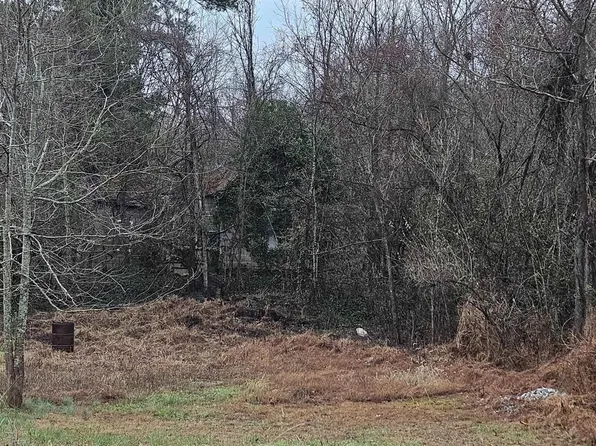 3434 Boskydell Rd, Carbondale, IL 62903