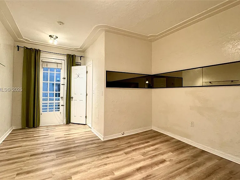 1335 Pennsylvania Ave #3 — Photo 10