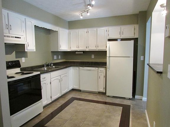 4th image of 7771 Sharlene Dr