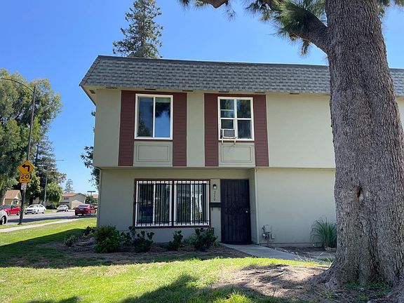2nd image of 259 Palacio Royale Cir
