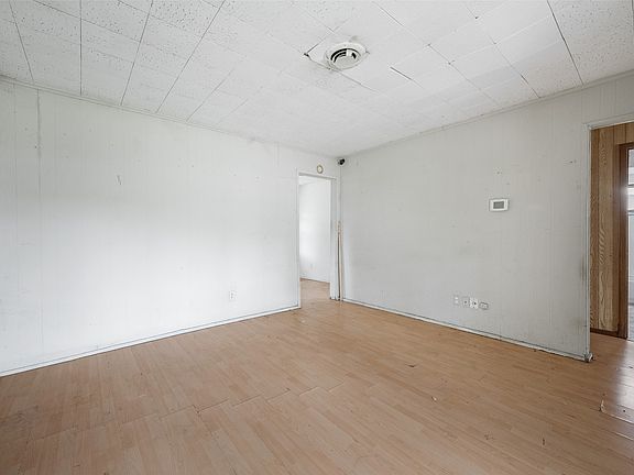 5th image of 1213 Rusk Dr