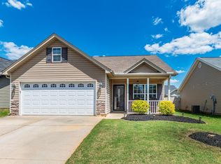 631 Clarion Ct, Boiling Springs, SC 29316
