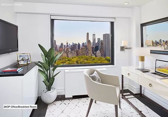 4th image of 20 W 64th St #39NOP