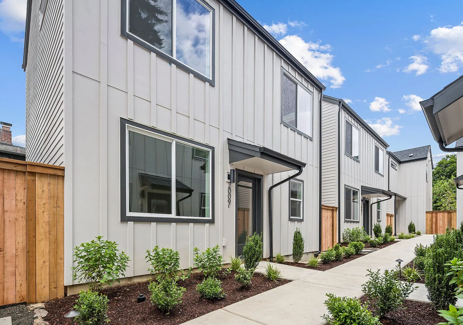 Modern South Portland Living | Beautifully Designed Home in a Prime Location - Available Now! — Photo 1